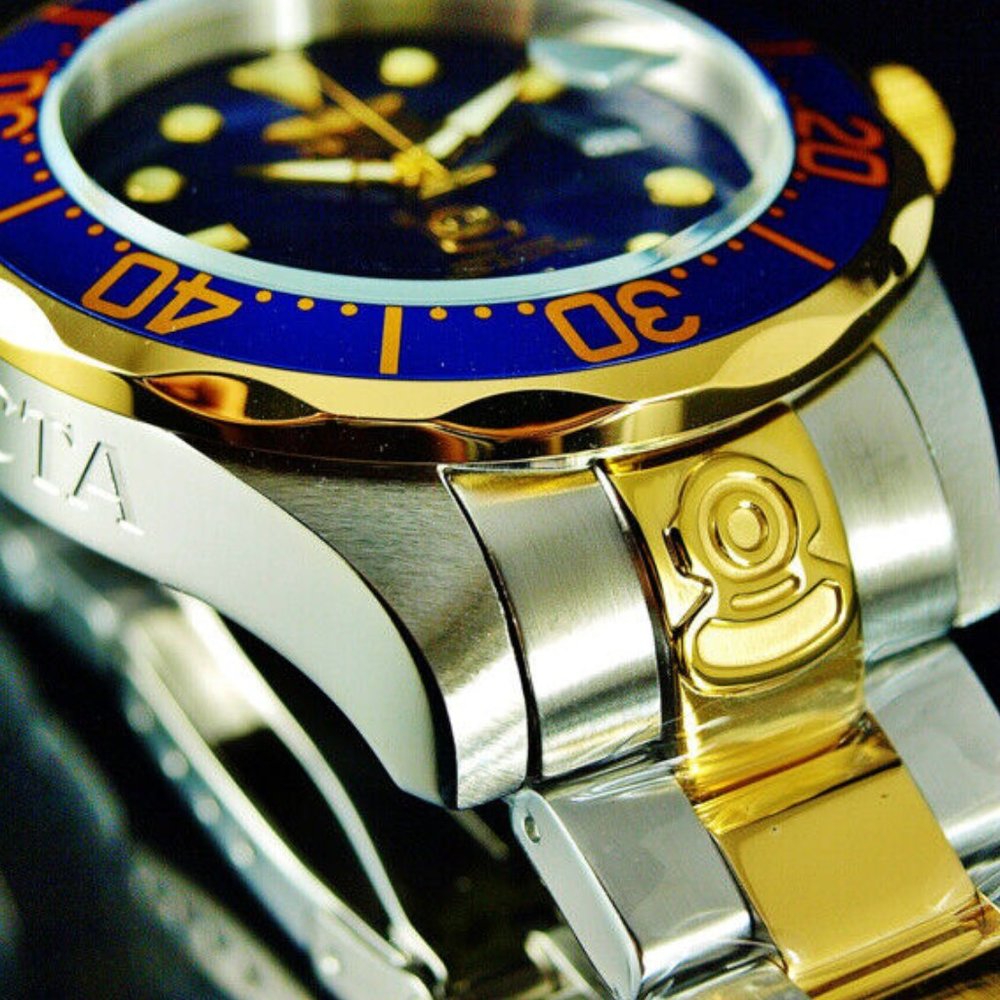 18kt Gold Pro Diver 47mm Men's Watch - Picture 4 of 6